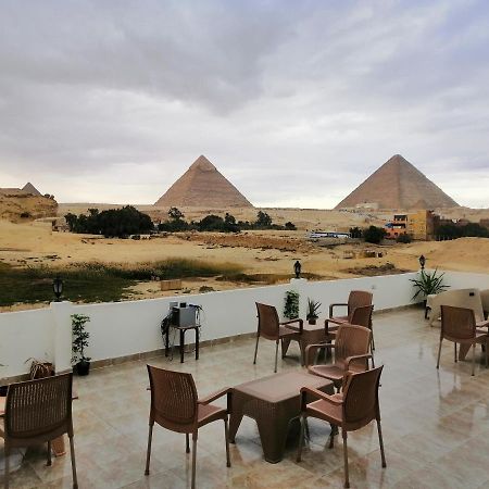 King Khufu Pyramids View Hotel Kafret el-Gabal Eksteriør billede
