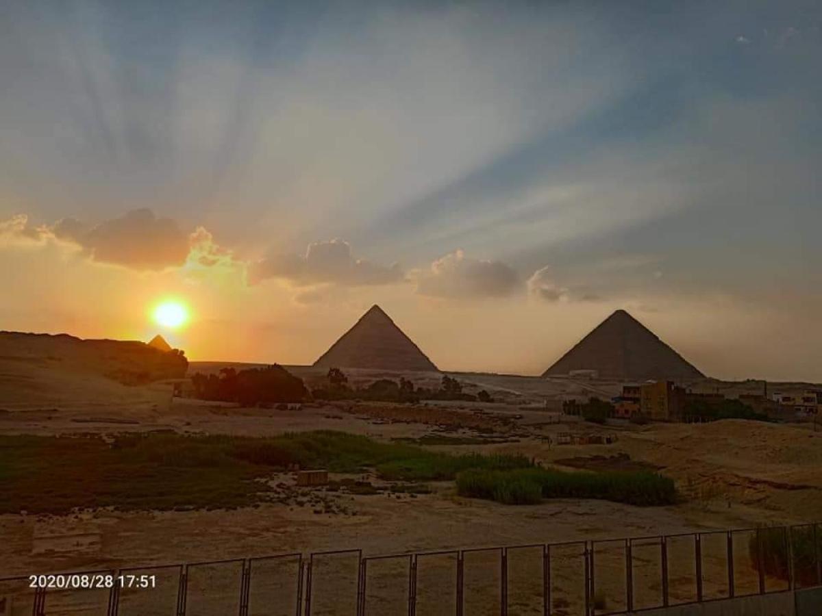 King Khufu Pyramids View Hotel Kafret el-Gabal Eksteriør billede