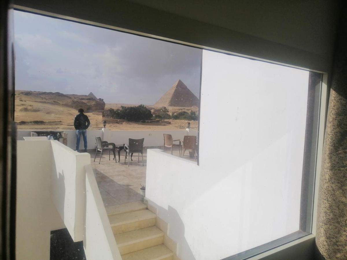King Khufu Pyramids View Hotel Kafret el-Gabal Værelse billede