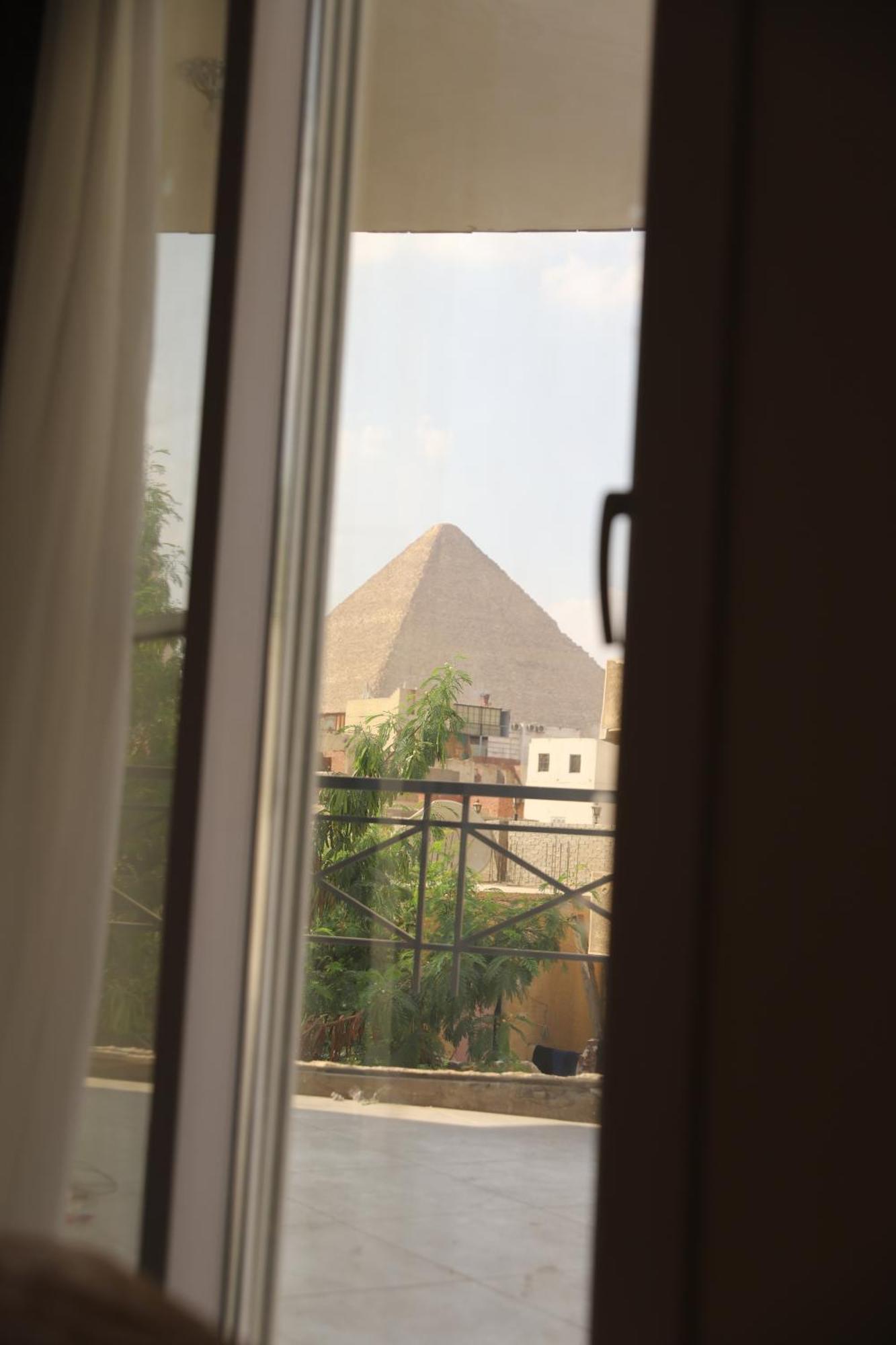 King Khufu Pyramids View Hotel Kafret el-Gabal Eksteriør billede